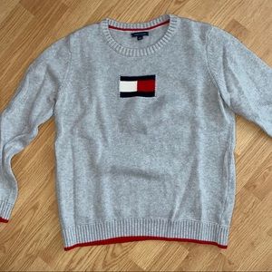 Classic Tommy Hilfiger Sweater
